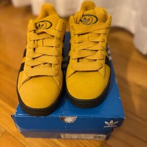 NWT Adidas Men’s Campus Yellow Sneakers!!!